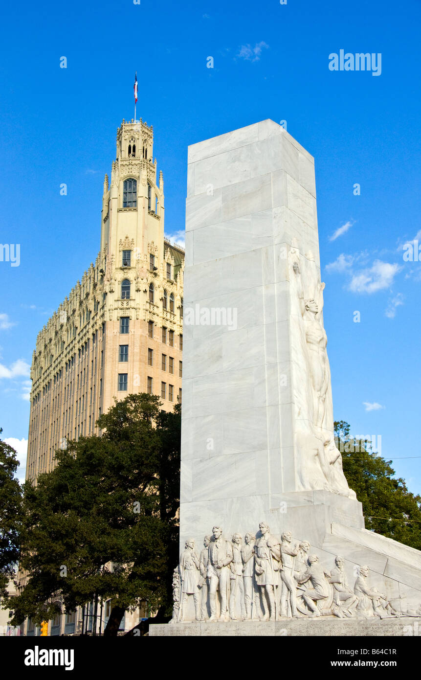 San Antonio's Cenotaph Celebrating Alamo Heroes and Emily Morgan Hotel Stock Photo