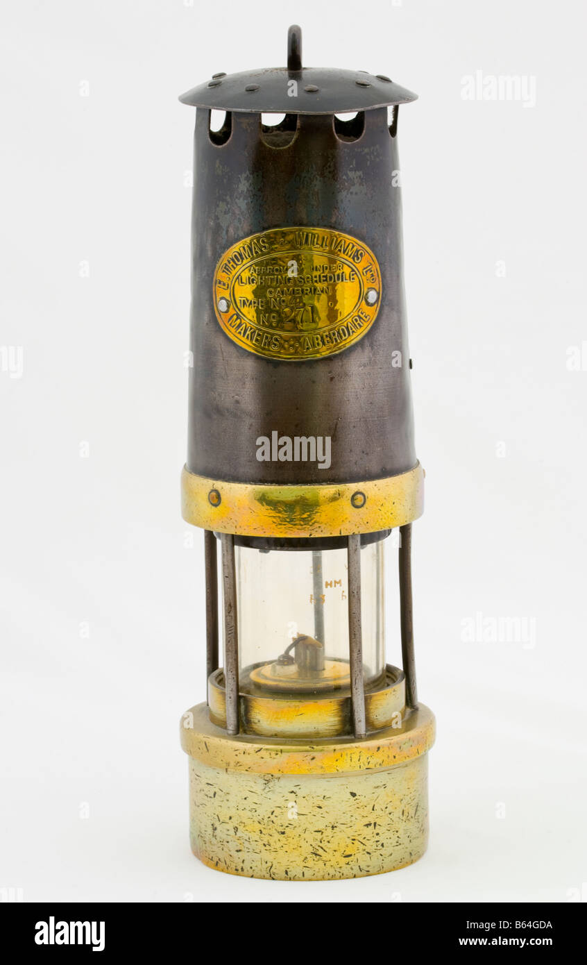 Miners safety lamp Cambrian Type No4 made by E Thomas and Williams Ltd of  Aberdare used underground in South Wales coal mines Stock Photo - Alamy