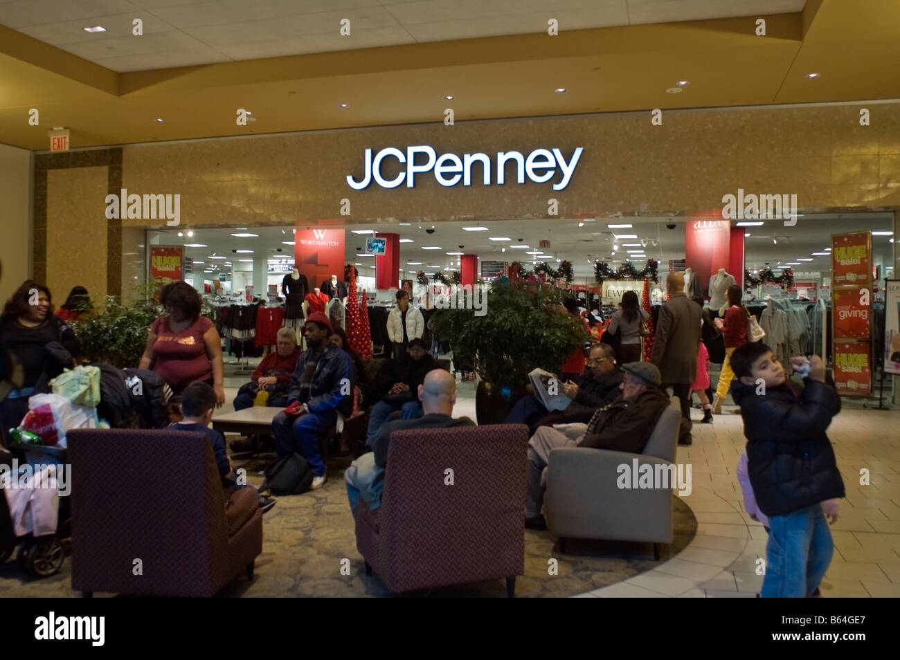 Shoppers In The Queens Mall In Elmhurst In The New York Borough Of