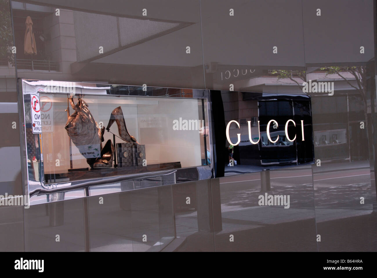 gucci store number