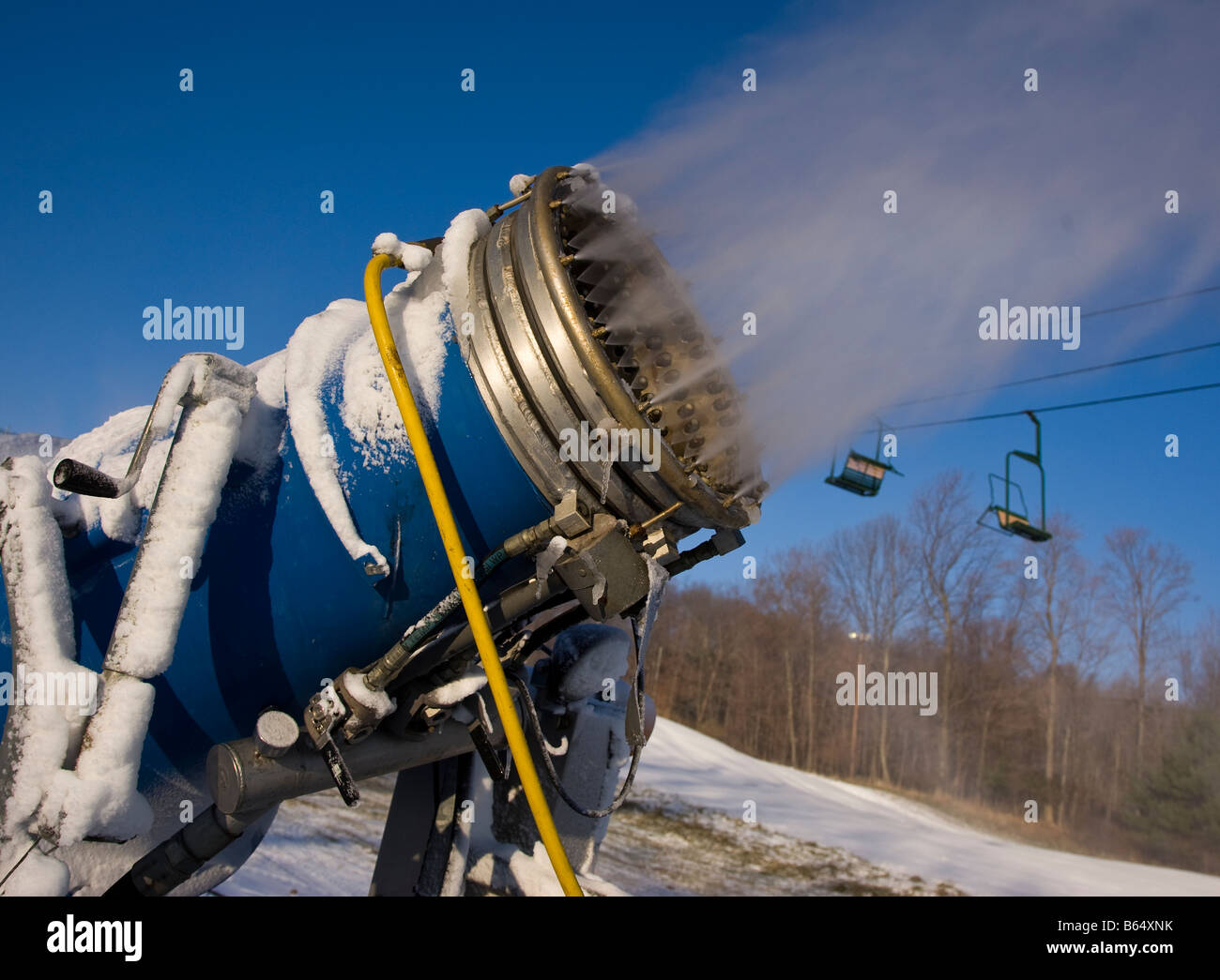 Snow gun making snow Stock Photo Alamy