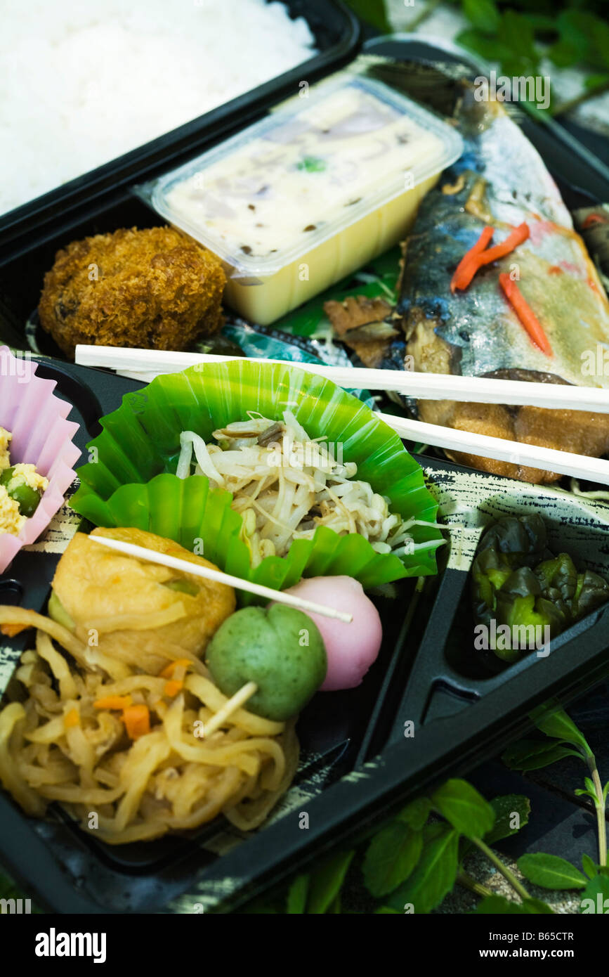 Japanese bento boxes hires stock photography and images Alamy