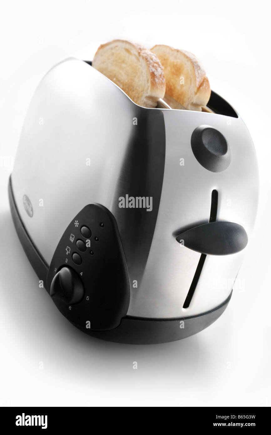 Toaster, toast, chrome, homewares Stock Photo Alamy
