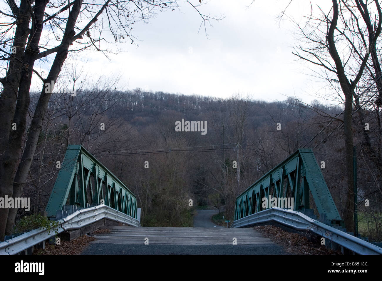 Steel trestle bridge hi-res stock photography and images - Alamy