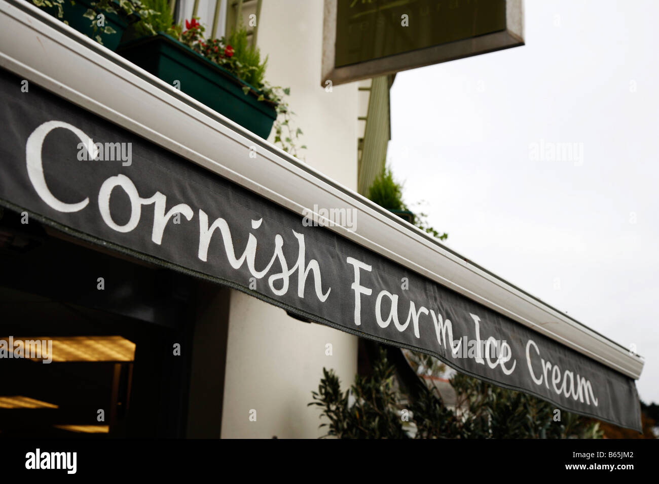 Cornish farm ice cream shop, Cornwall Stock Photo Alamy