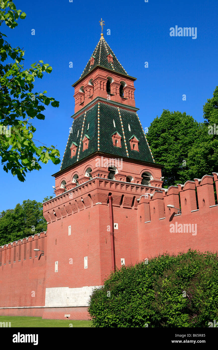 Kremlin towers: names and their height 48 Kremlin towers: names and their height 15