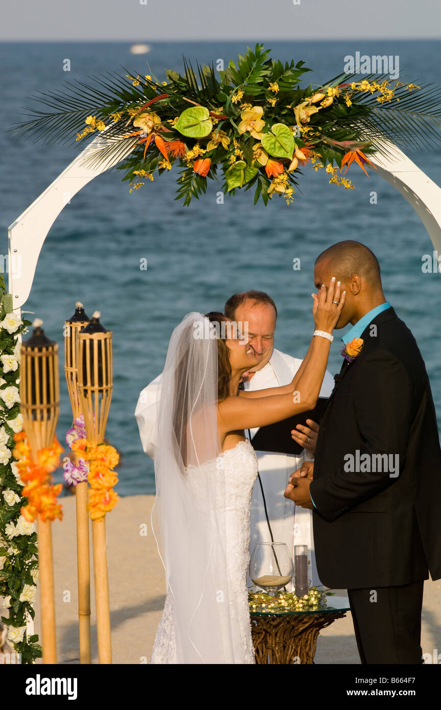 Wedding on a beach in late afternoon Fort Lauderdale wedding on a beach Gold  Coast Florida United States of America Stock Photo - Alamy
