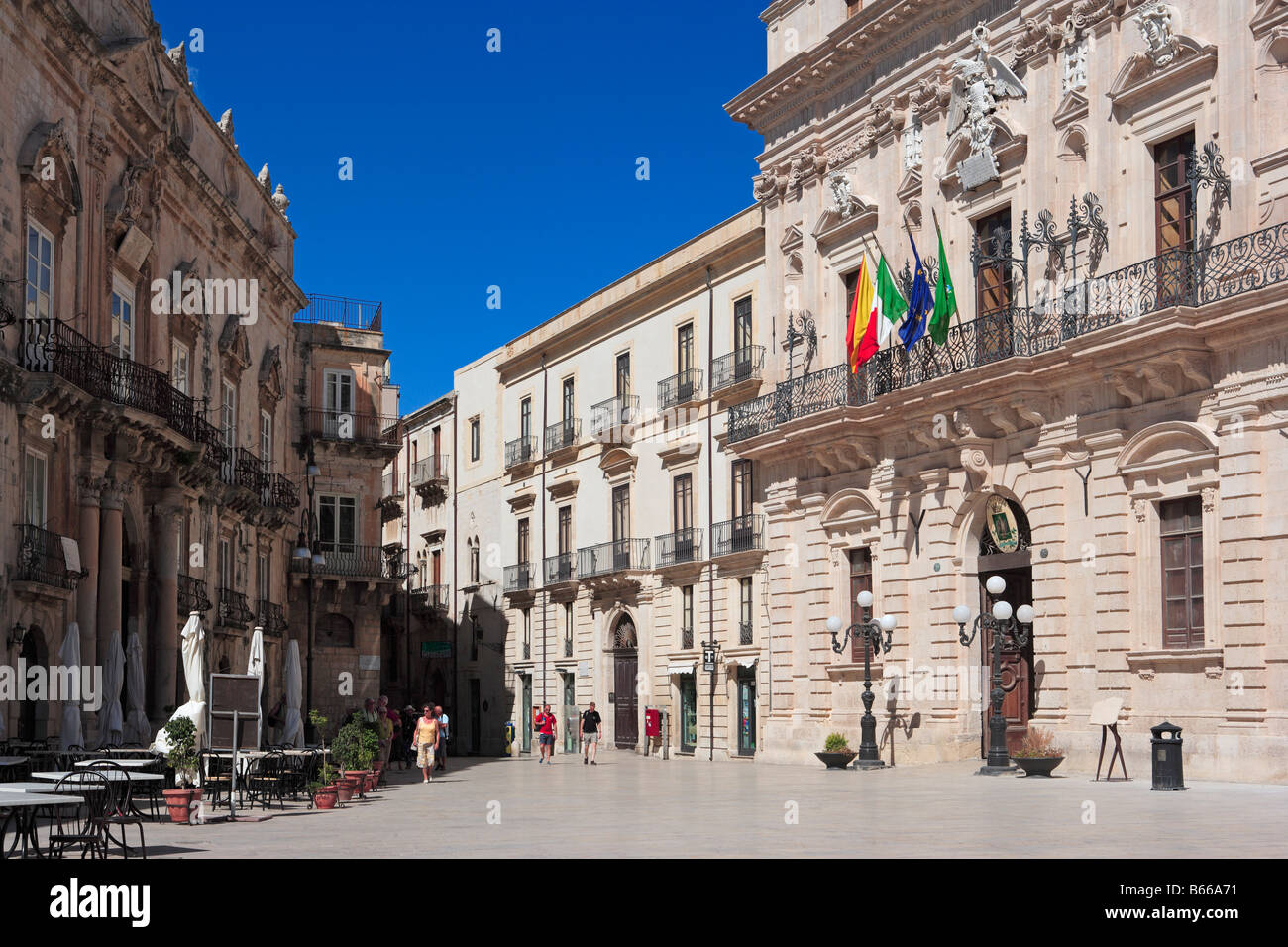 Town Hall, Palazzo del Senato, Piazza del Duomo, Ortygia, Syracuse, Sicily Stock Photo