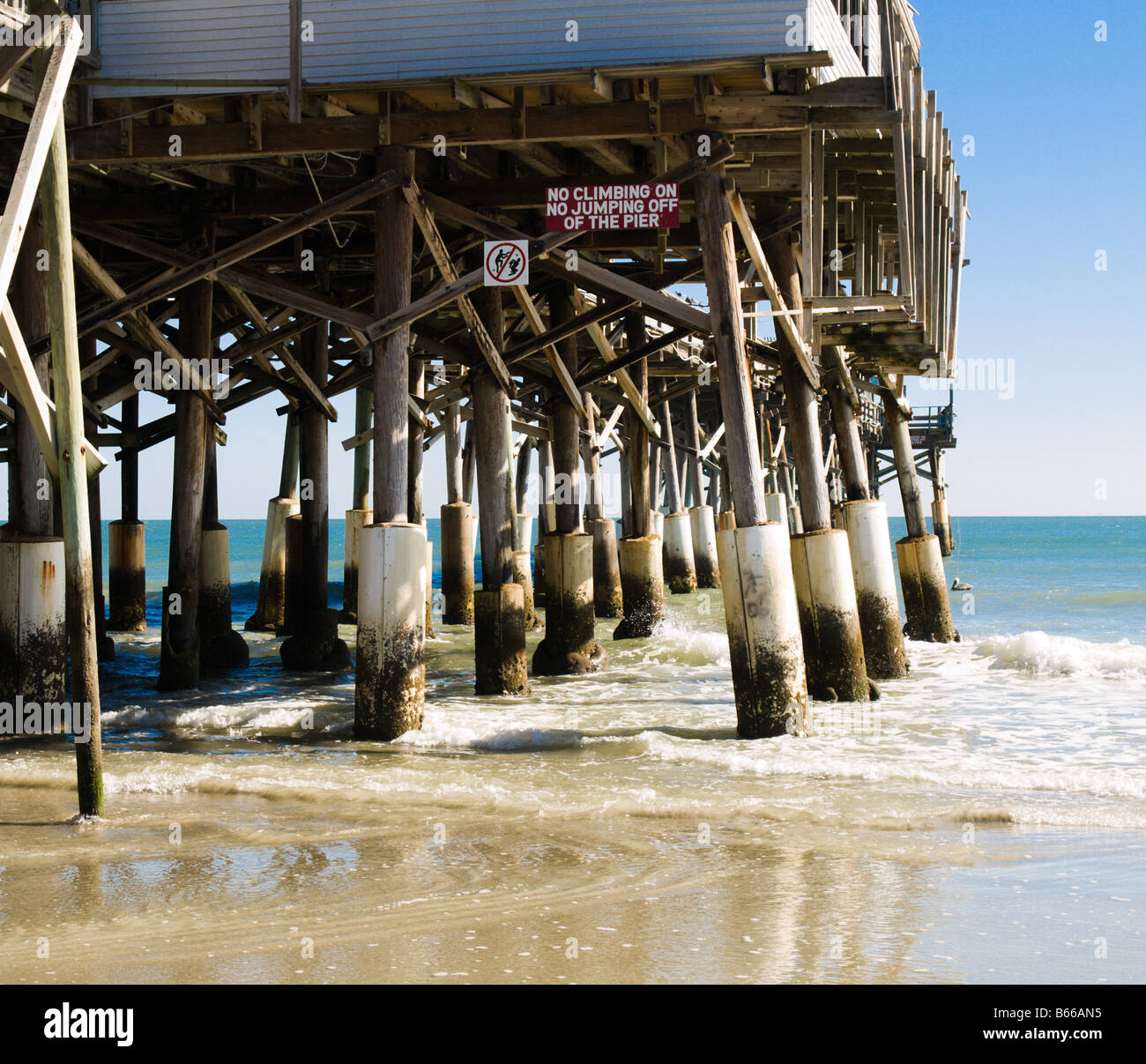 THE COCOA BEACH PIER IN FLORIDA Stock Photo Alamy