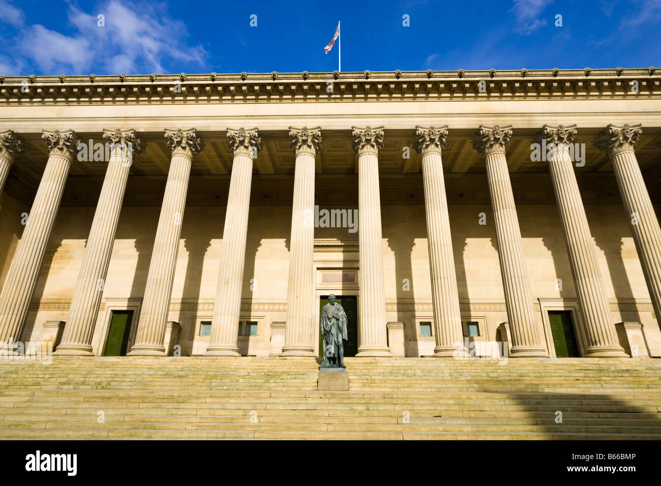 Liverpool, St Georges Hall, Merseyside, England, UK Stock Photo