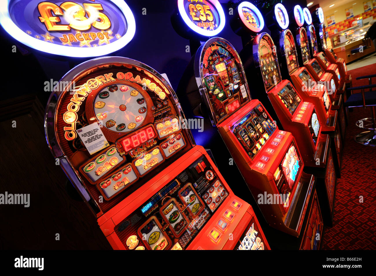 Amusement arcade bingo gamble hires stock photography and images Alamy