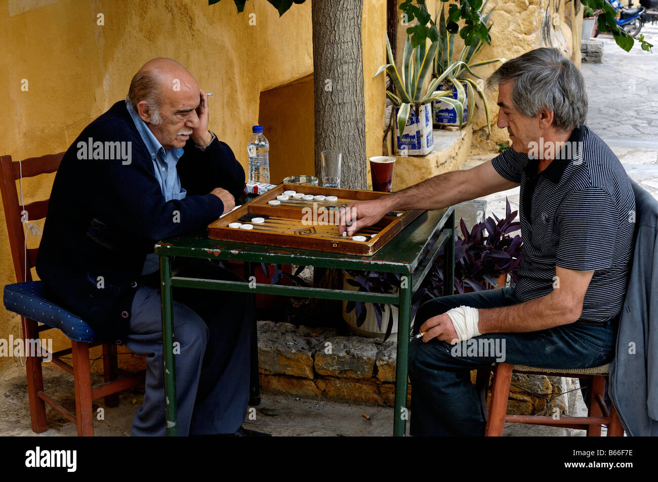 Backgammon greek hires stock photography and images Alamy