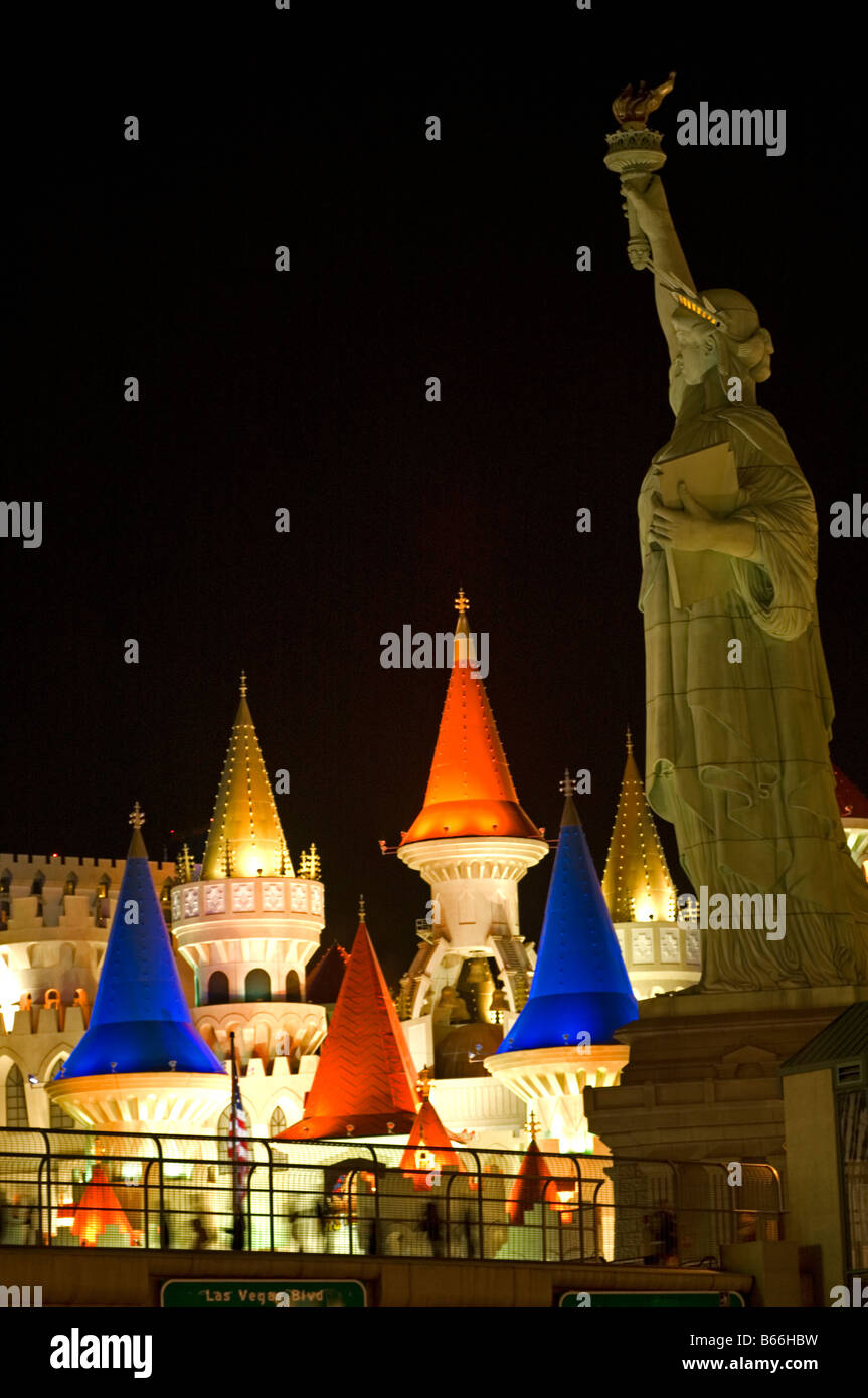 Statue of Liberty and Excalibur Hotel, Las Vegas, Nevada Stock Photo