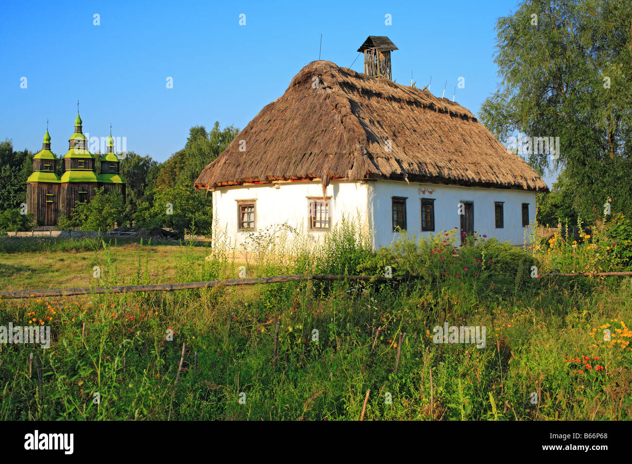 Ukrainian traditional rural house, Pirogovo (Pyrohiv), open air museum of national architecture, near Kiev, Ukraine Stock Photo