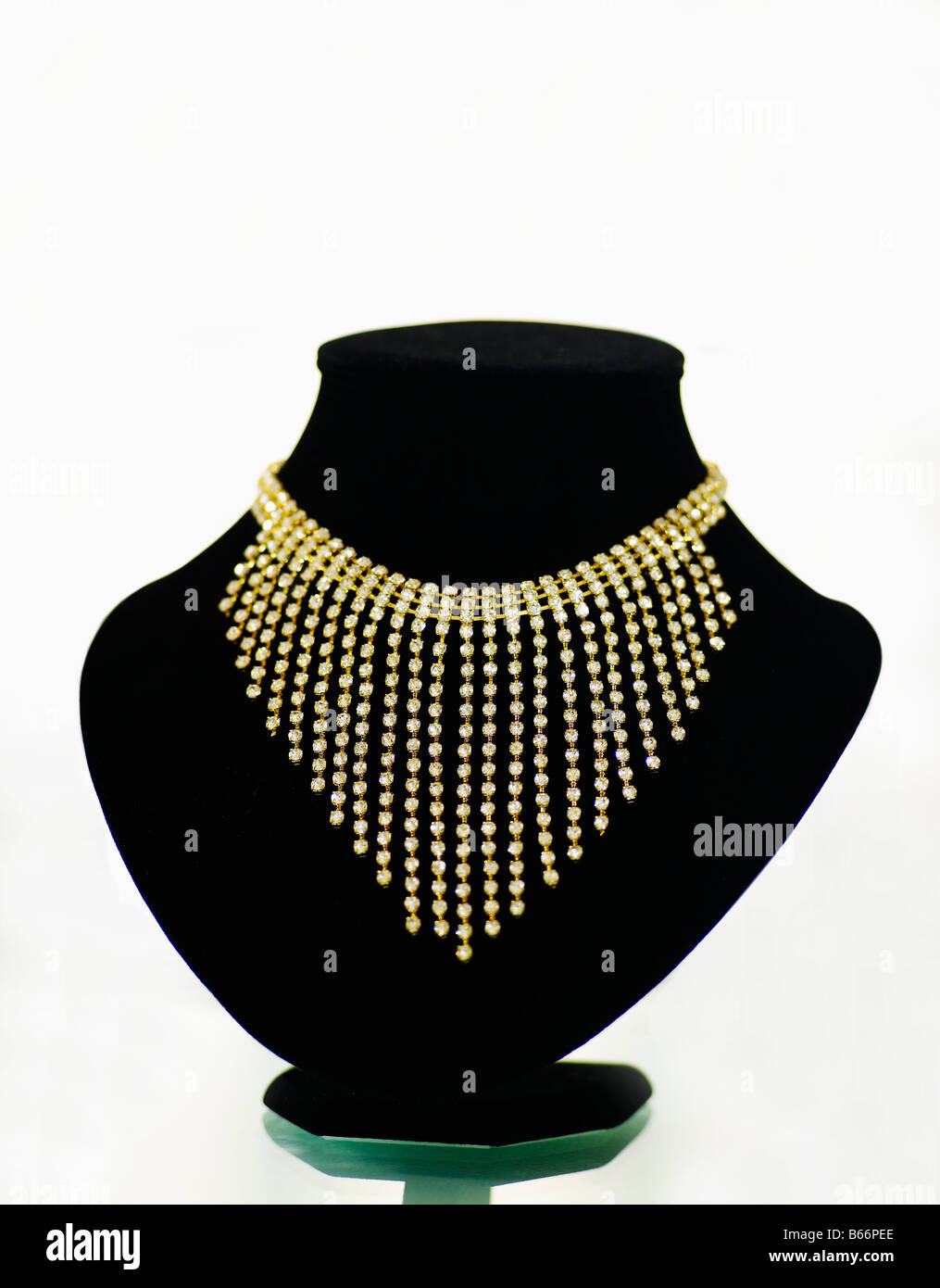 Necklace stand hires stock photography and images Alamy
