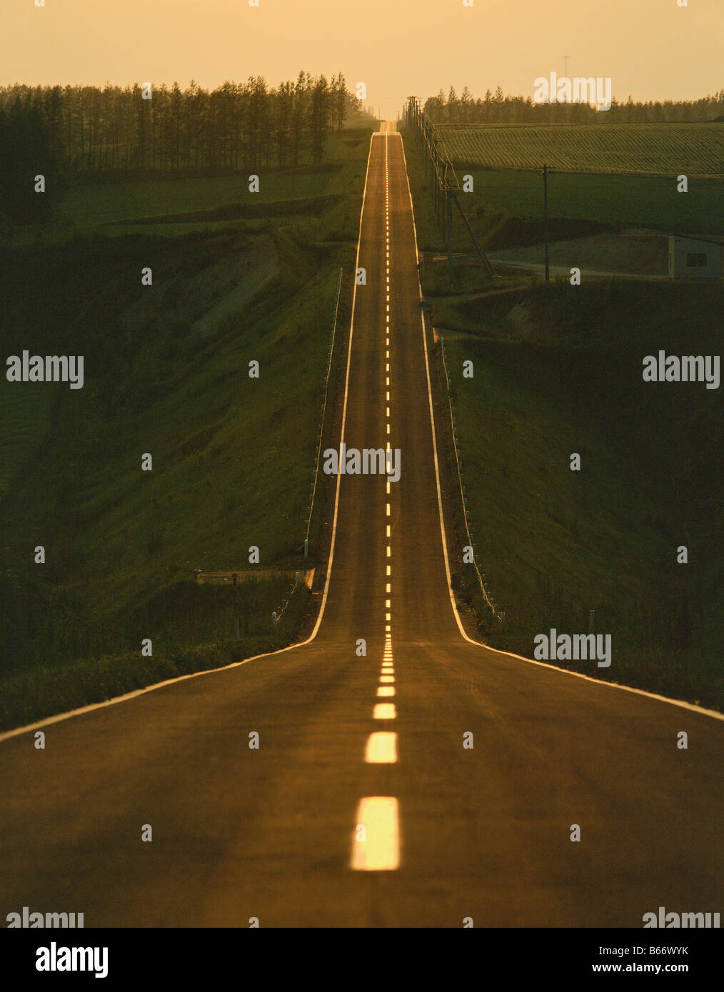 Road centerline hires stock photography and images Alamy