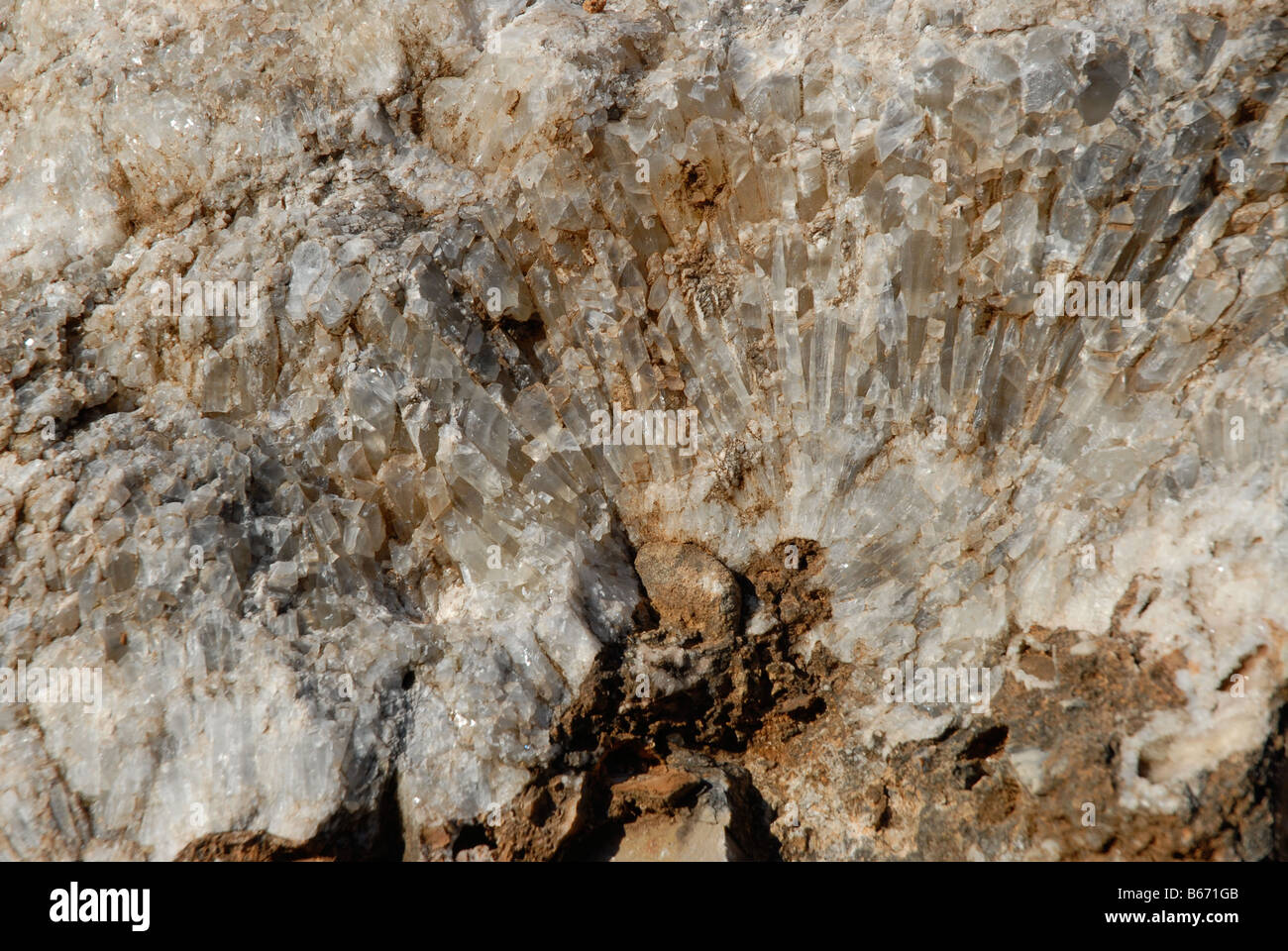 Milky quartz hi-res stock photography and images - Alamy