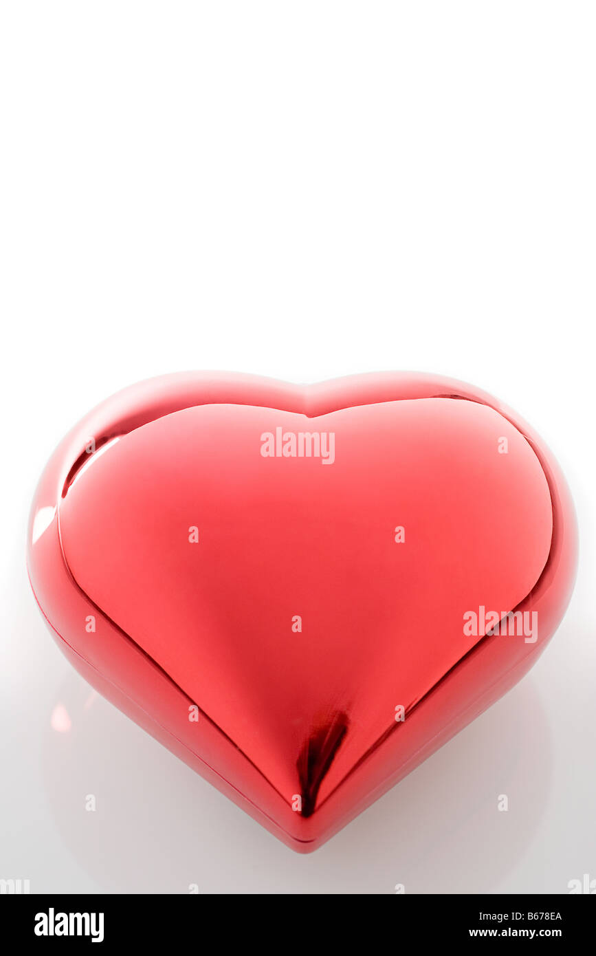Shiny red heart Stock Photo - Alamy