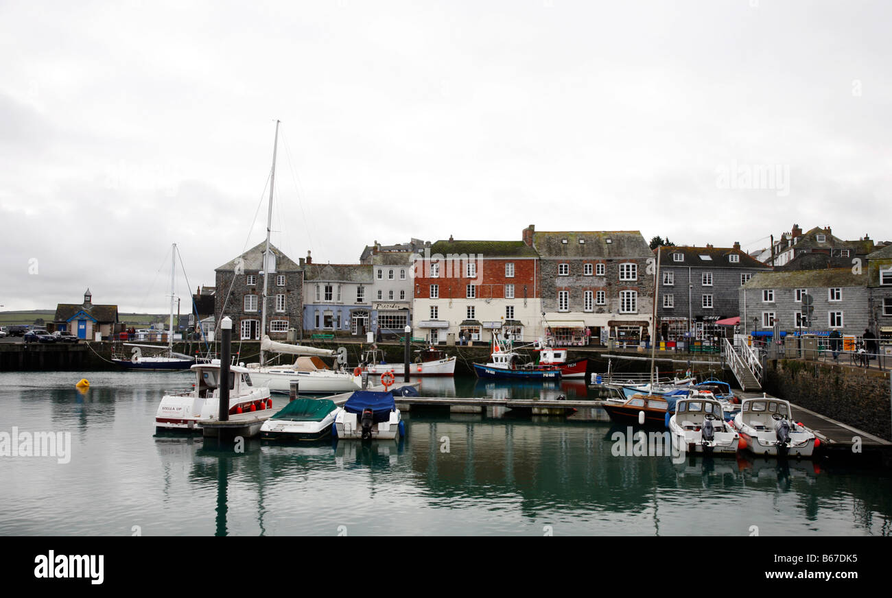 Old fishing boats padstow hi-res stock photography and images - Alamy