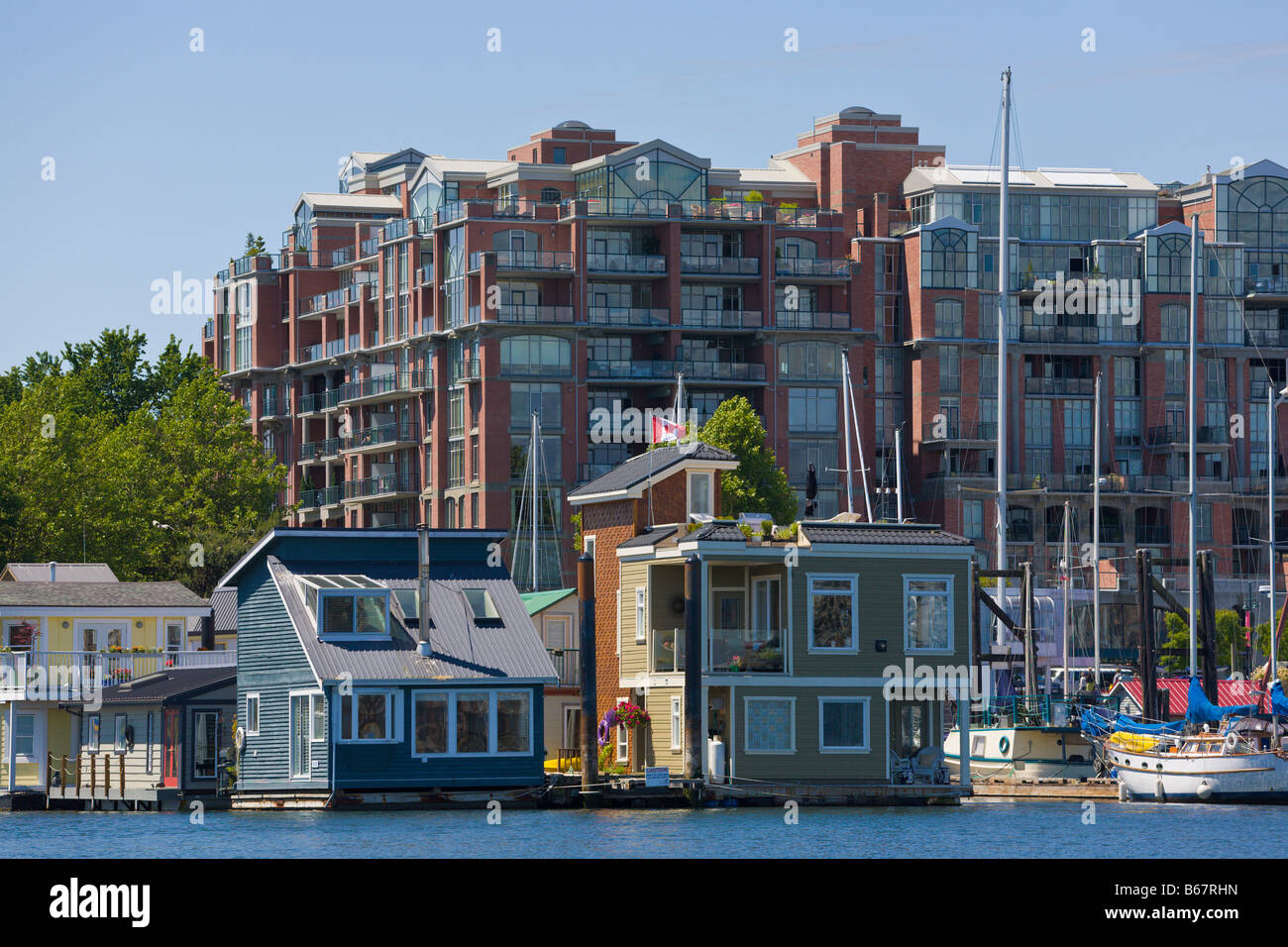Floating houses and apartment blocks "Fishermans Wharf" Victoria