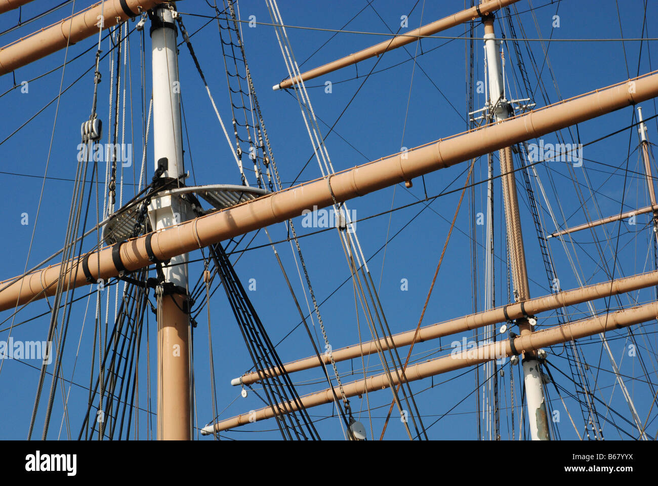 Rigging of the 1886 square rigged ship Balclutha Stock Photo Alamy