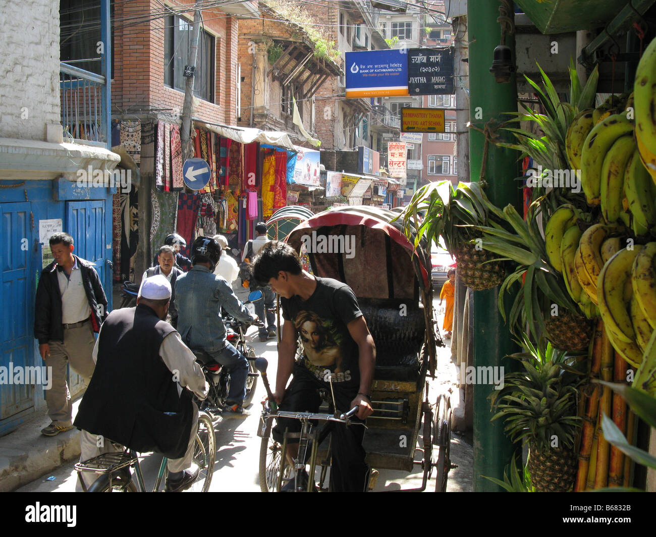 Busy street scene in Thamel area of Kathmandu, Bagmati, Himalayas, Nepal, central Asia Stock Photo