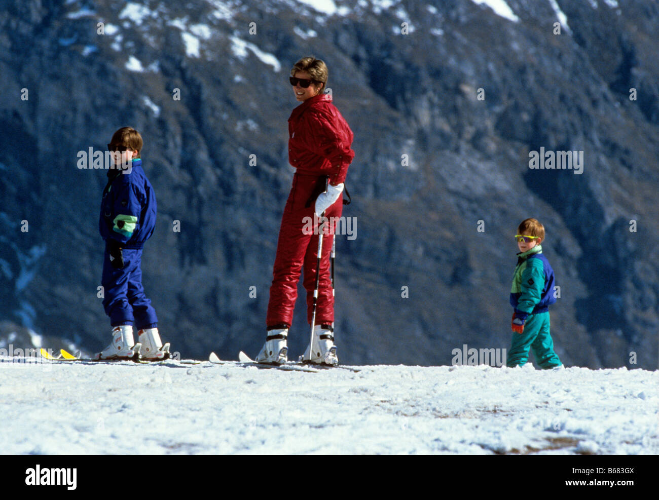 Prince William, Princess Diana and Prince Harry skiing at Lech Austria Stock Photo