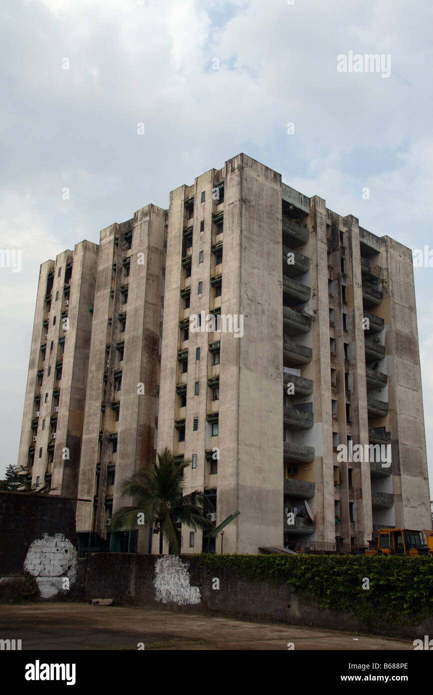 Apartments douala cameroon hires stock photography and images Alamy