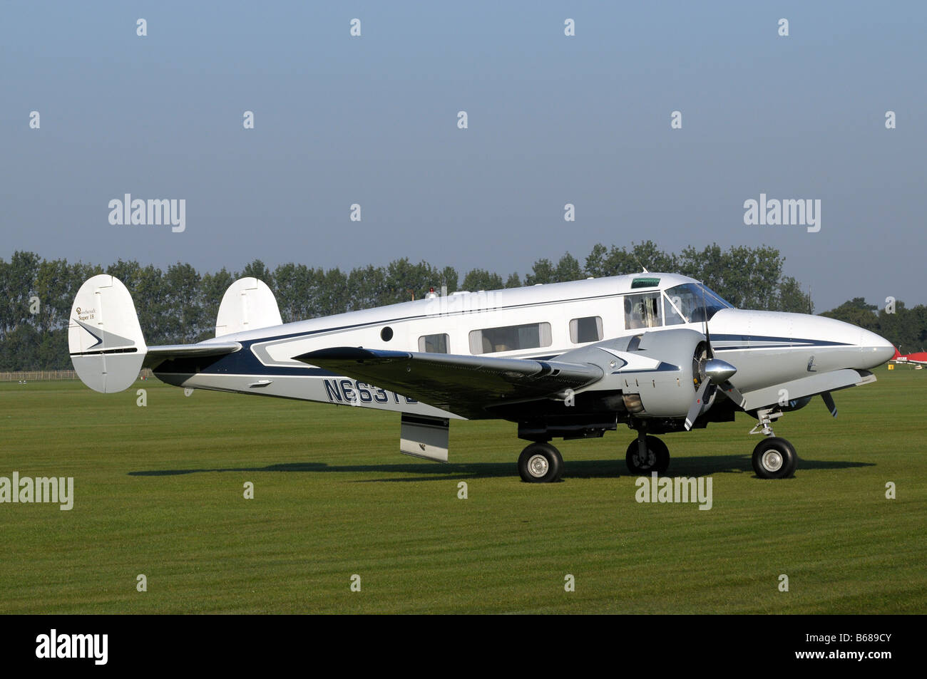 Beechcraft Super 18 Stock Photo - Alamy