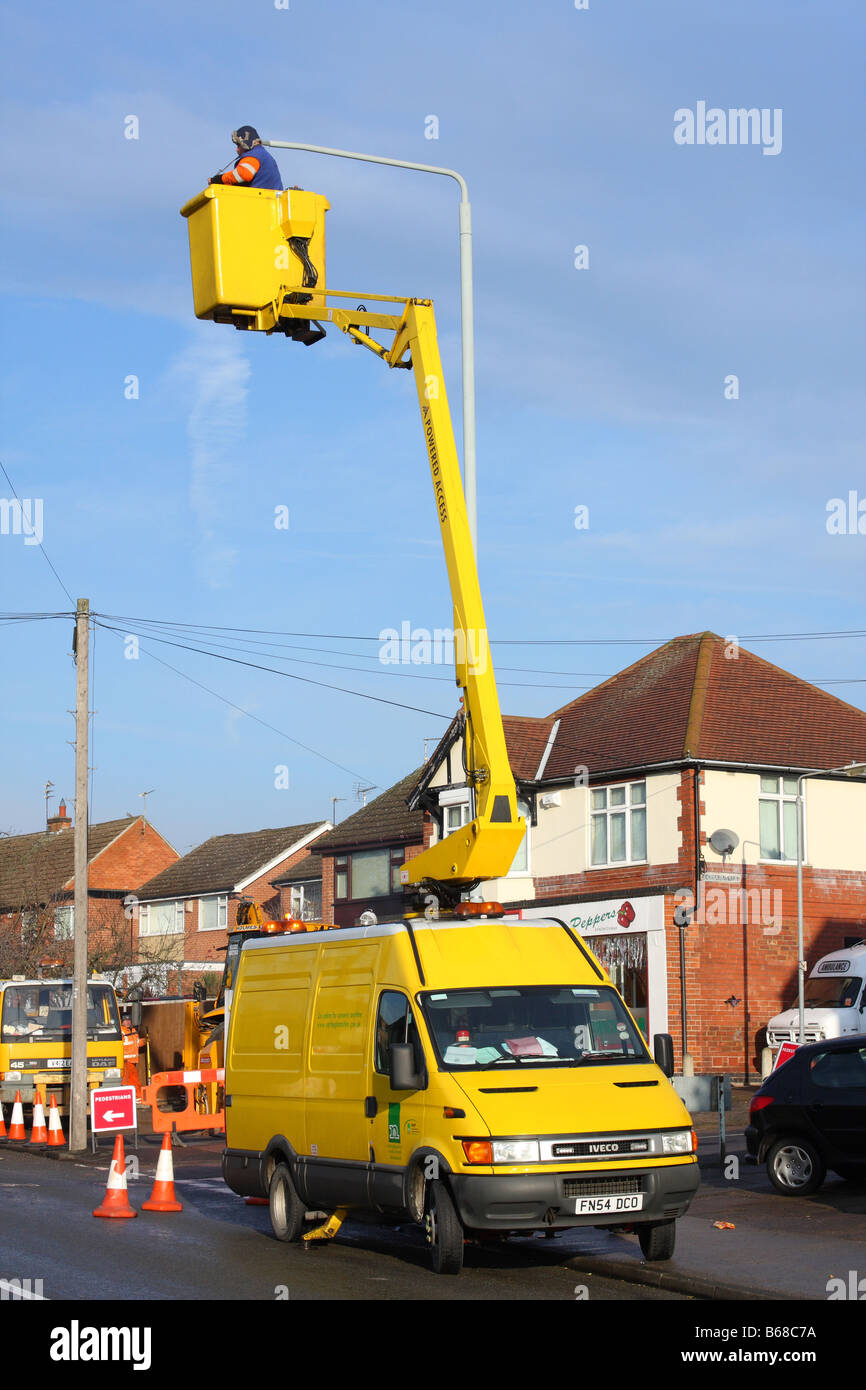 Street lighting maintenance work in a U.K. city Stock Photo Alamy