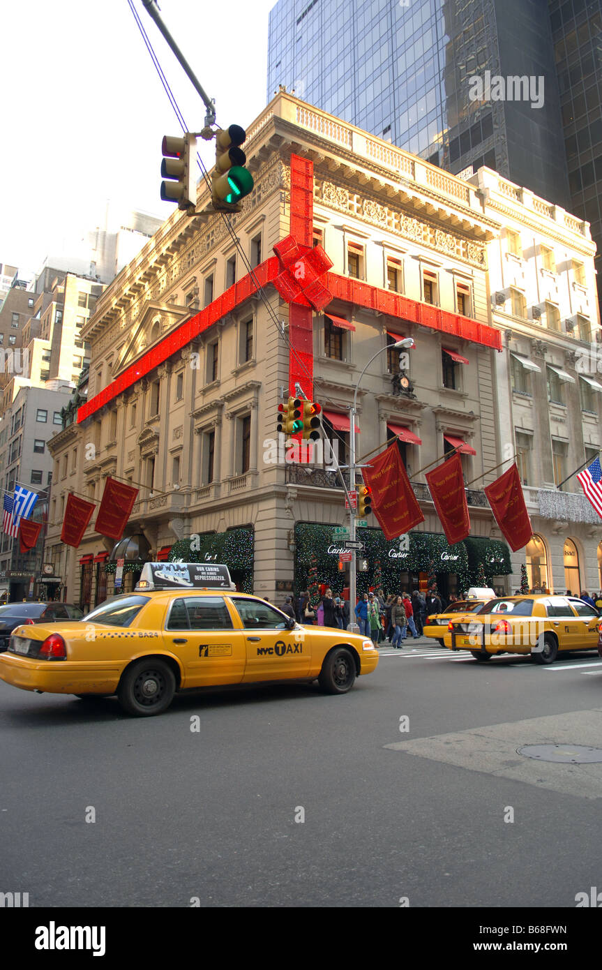 Christmas cartier fifth avenue manhattan hi-res stock photography and  images - Alamy