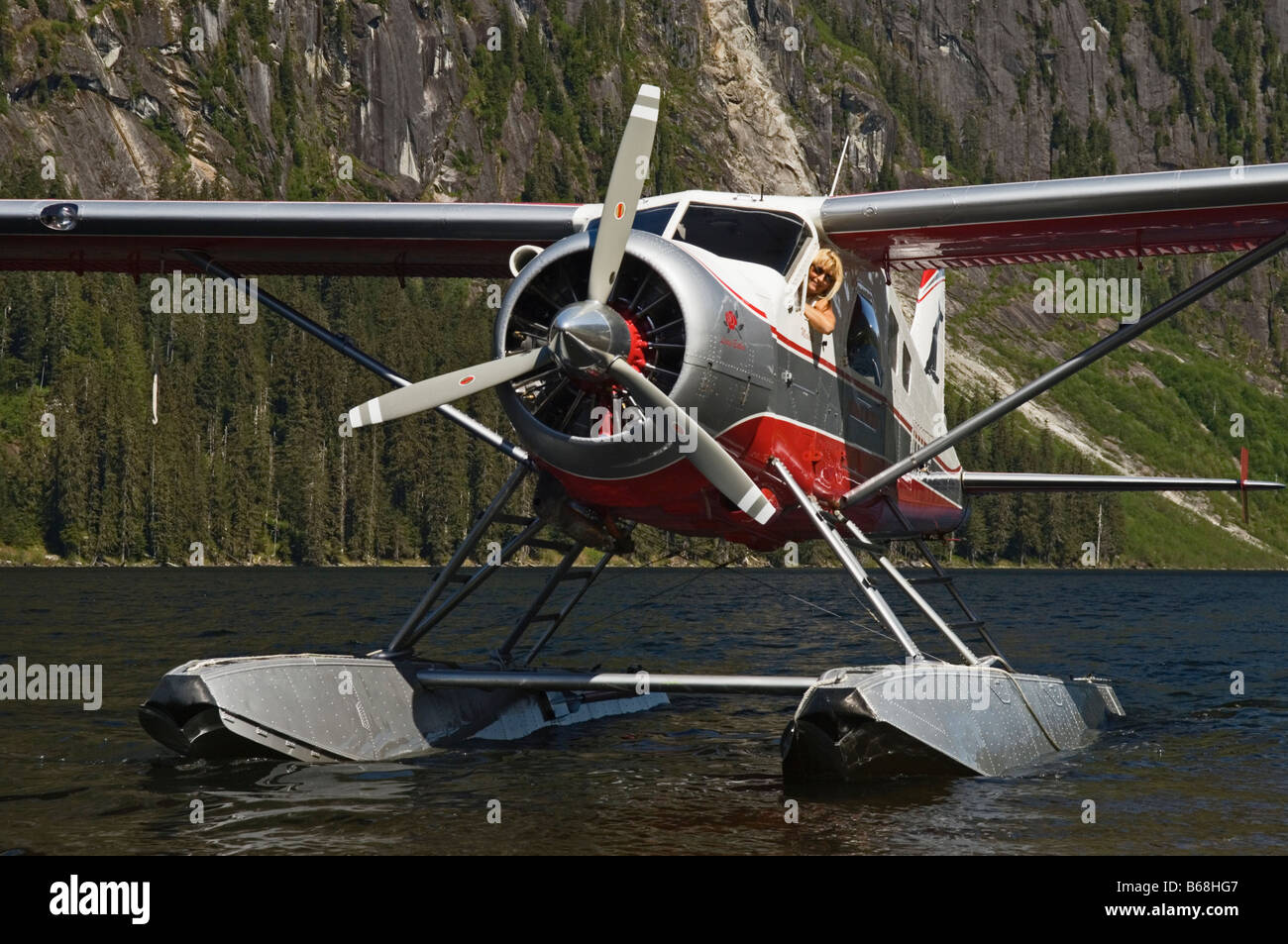 Michelle Masden and Lady Esther her DeHavilland Beaver DHC 2 floatplane ...