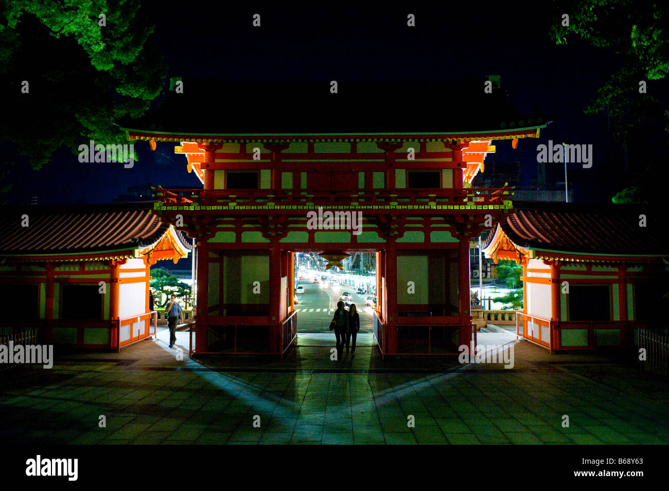 Yasaka Shrine at night in Kyoto, Japan Stock Photo - Alamy