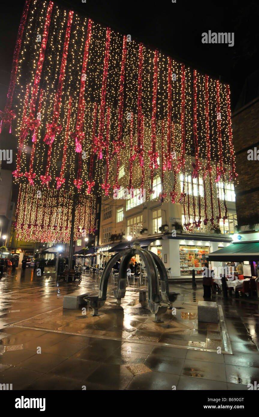 Wet night london hires stock photography and images Alamy
