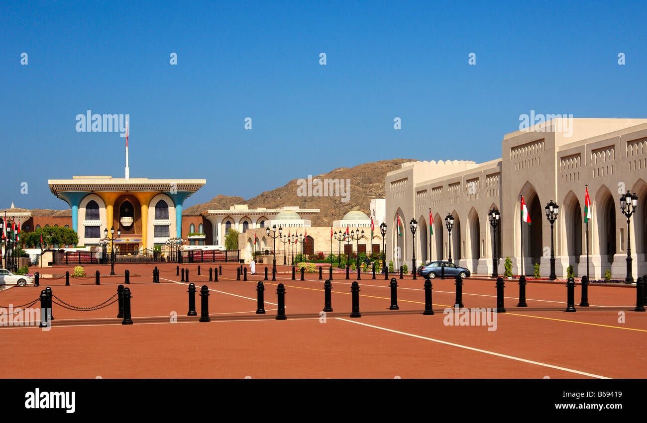 The Sultans Palace, Al Alam Palace, and the Ministry of Finance on the ...
