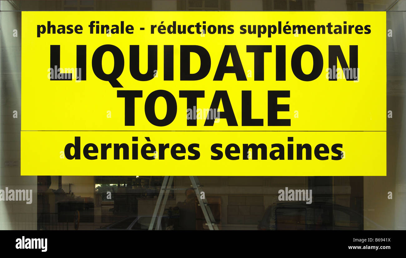 Sign of insolvency, announcement of the total liquidation of a shop Geneva Switzerland Stock Photo