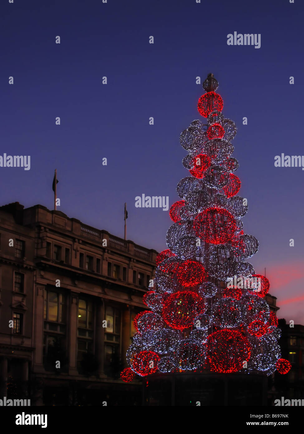 Christmas Tree O'Connell street Dublin Ireland Stock Photo Alamy
