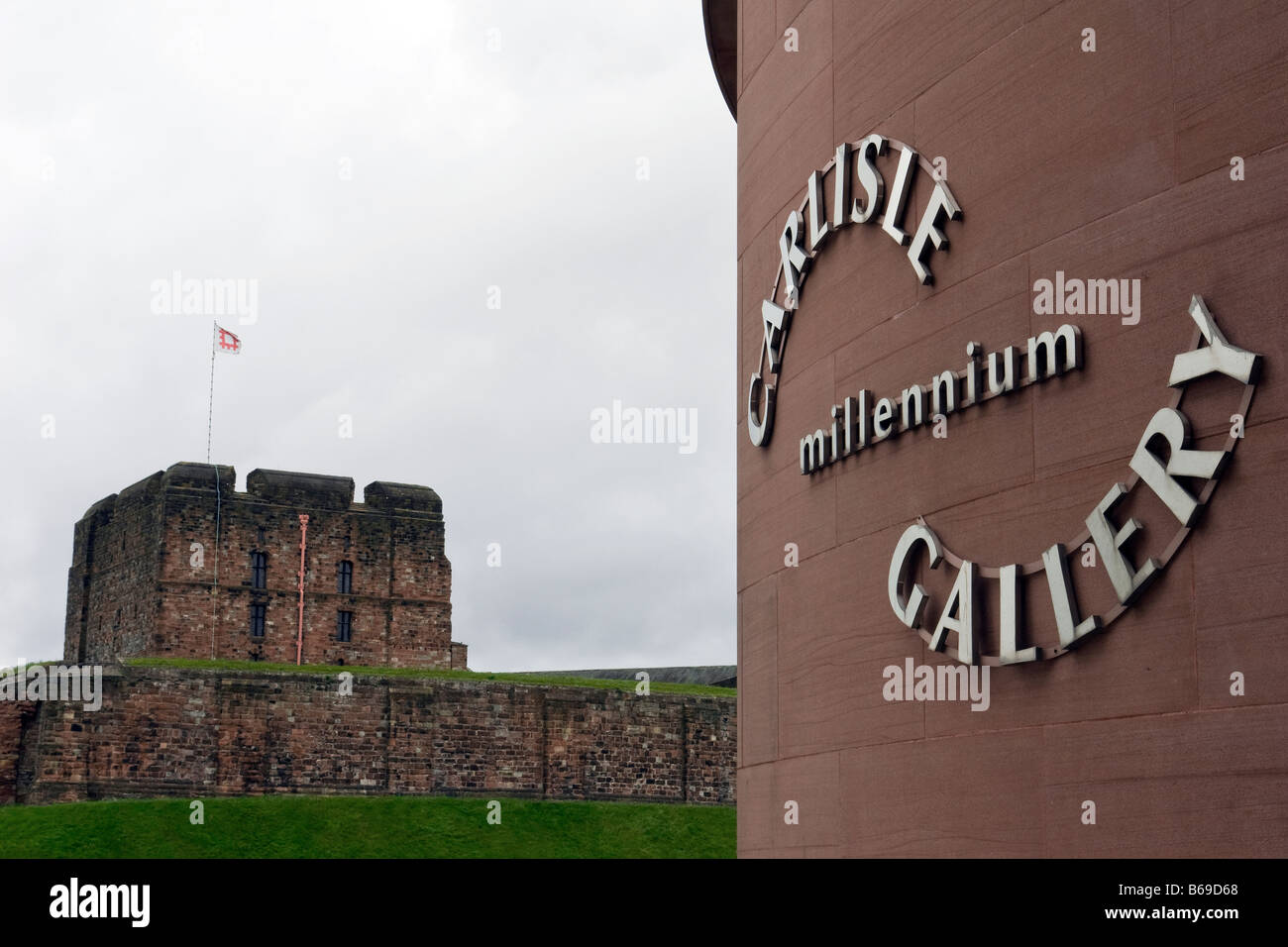 Carlisle castle and Carlisle Millenium Gallery, Cumbria Stock Photo