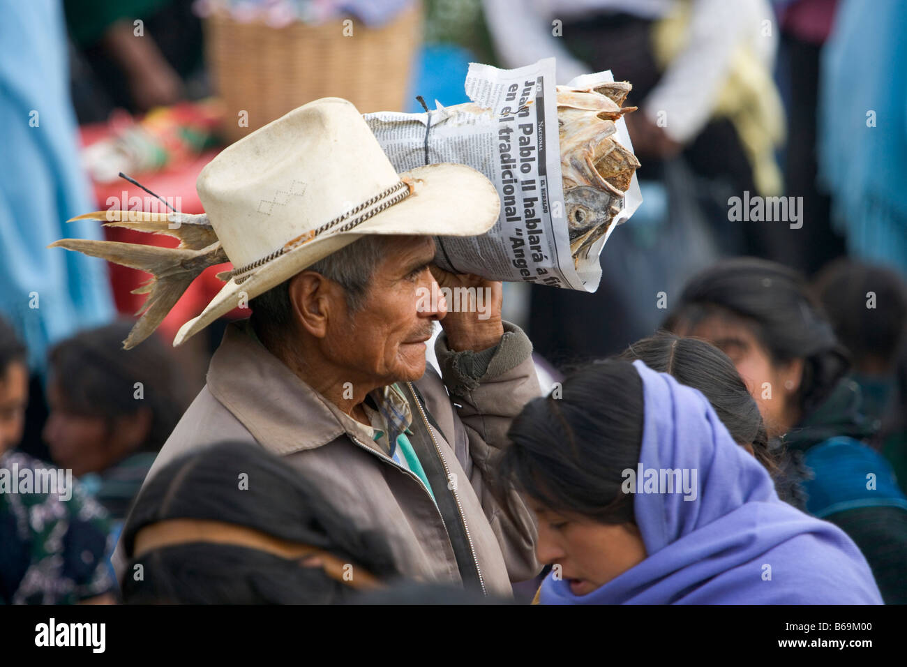 Mexico, Chiapas, Chamula, Market, Belonging to the ethnic group of Tzotzil Indians Stock Photo