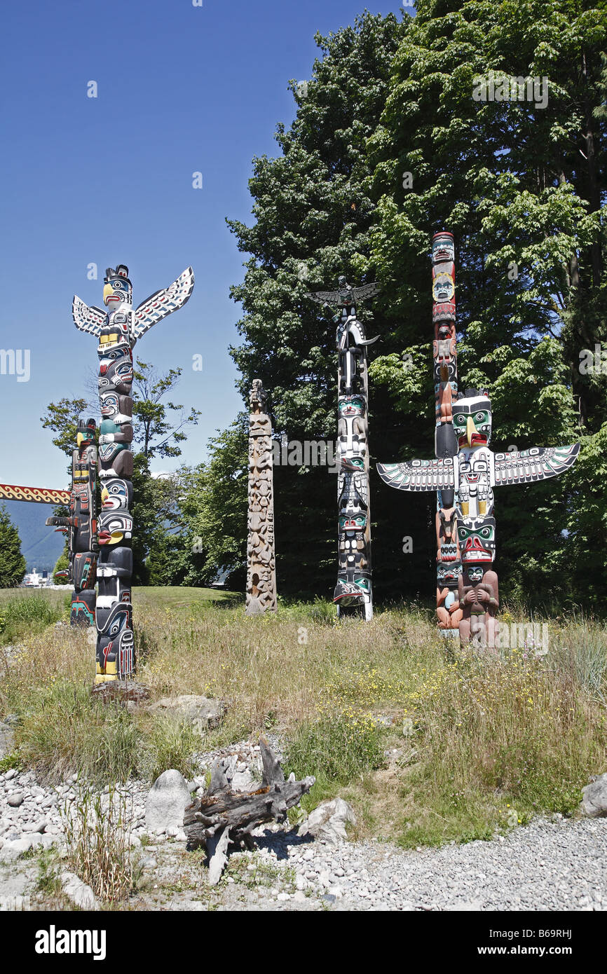 Canada Kanada BC Britisch British Columbia Vancouver Stanley Park Totem Poles Totempfaehle Stock Photo