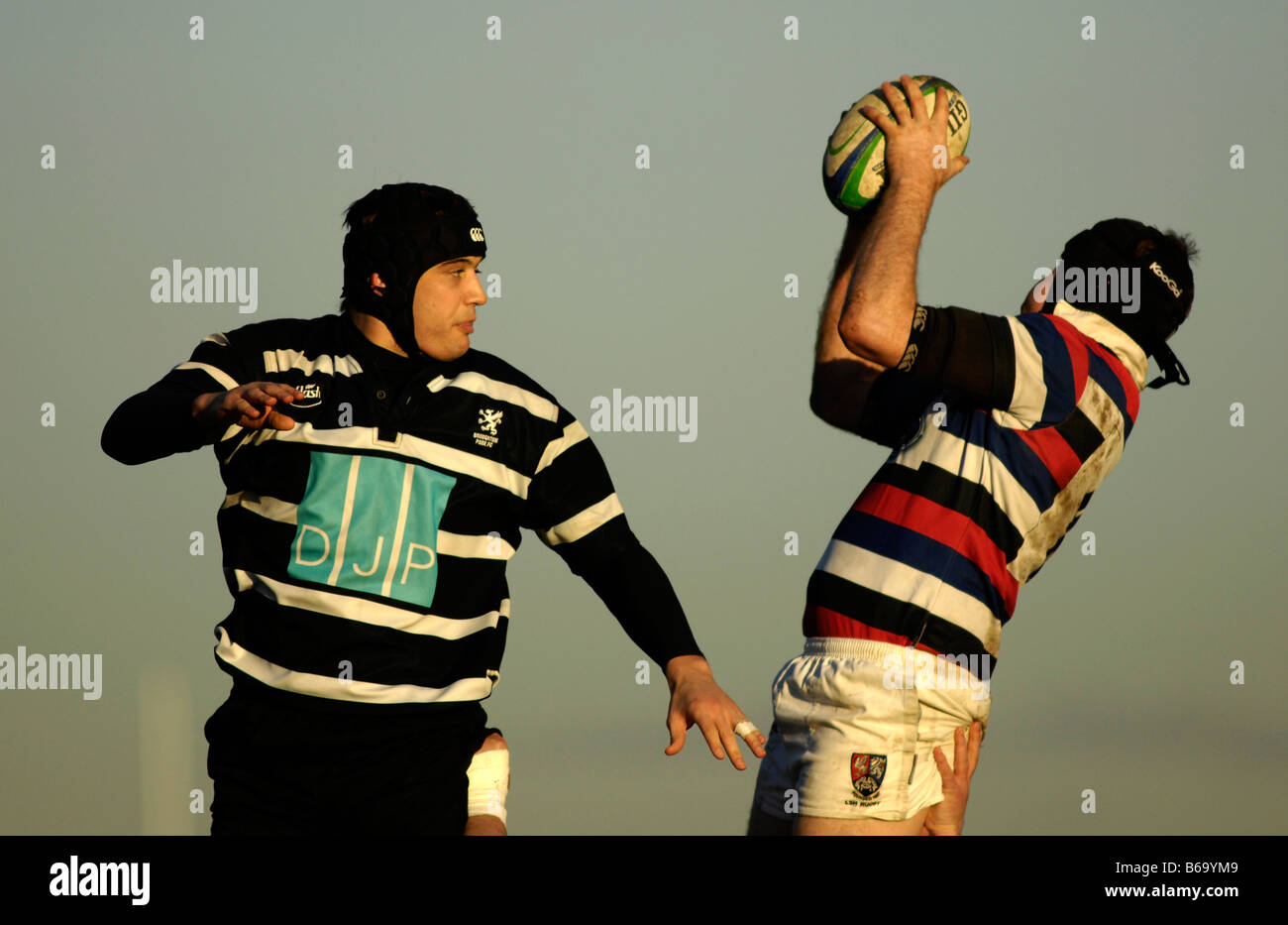 Line Out Droped Losing line hi-res stock photography and images - Alamy