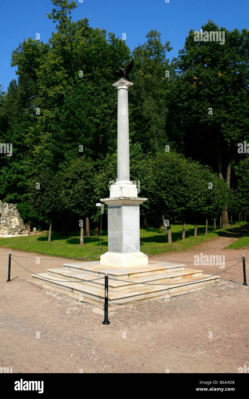 Alexander I Column at the 18th century Archangelskoye Estate near ...