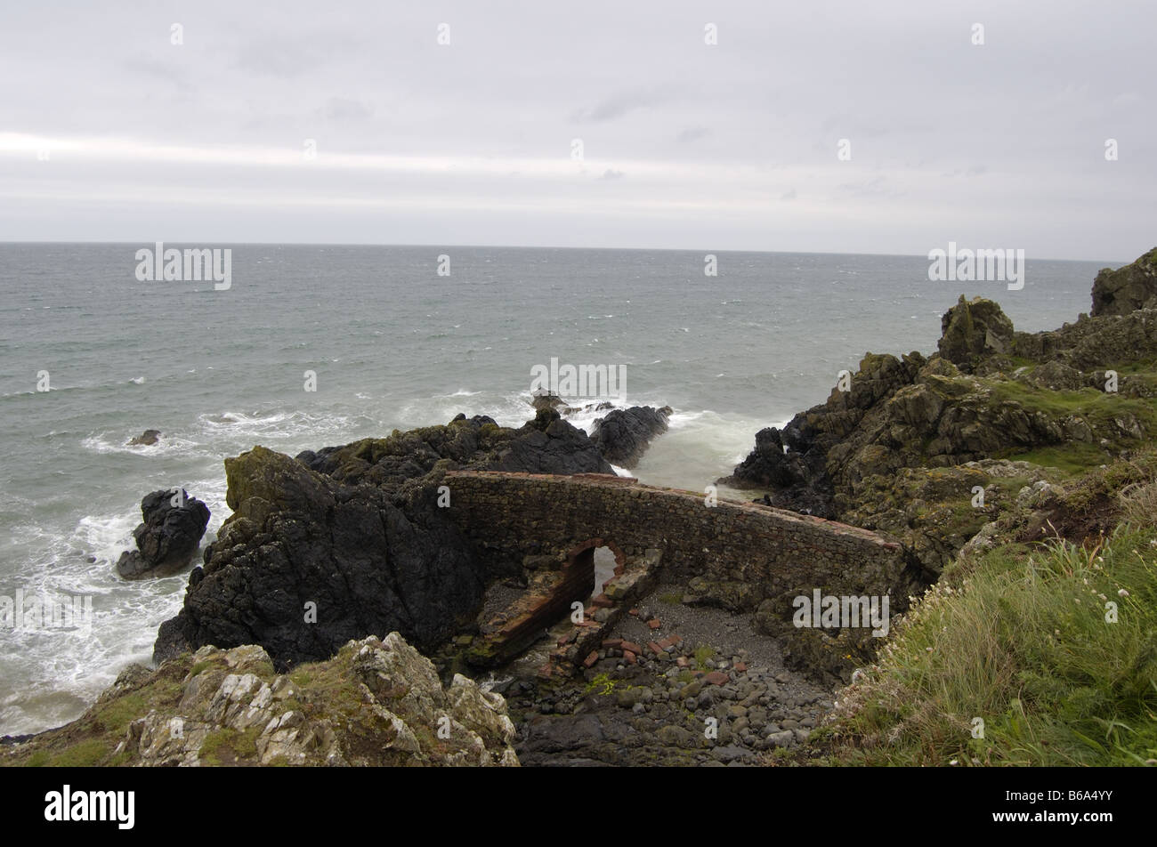 Portpatrick Cliffs Scotland arch hi-res stock photography and images - Alamy