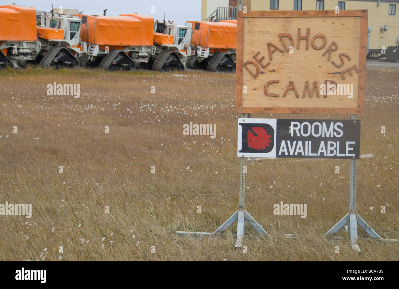Sign for accommodations at Seismic Exploration Camp, Deadhorse, Alaska Stock Photo