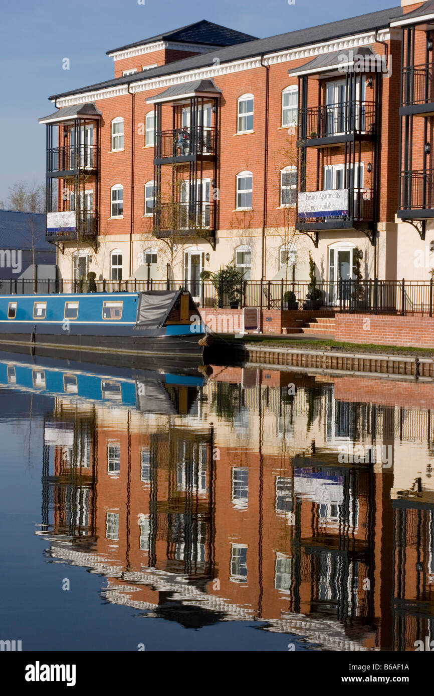 Waterside apartments Diglis Basin Worcester, England UK Stock Photo Alamy