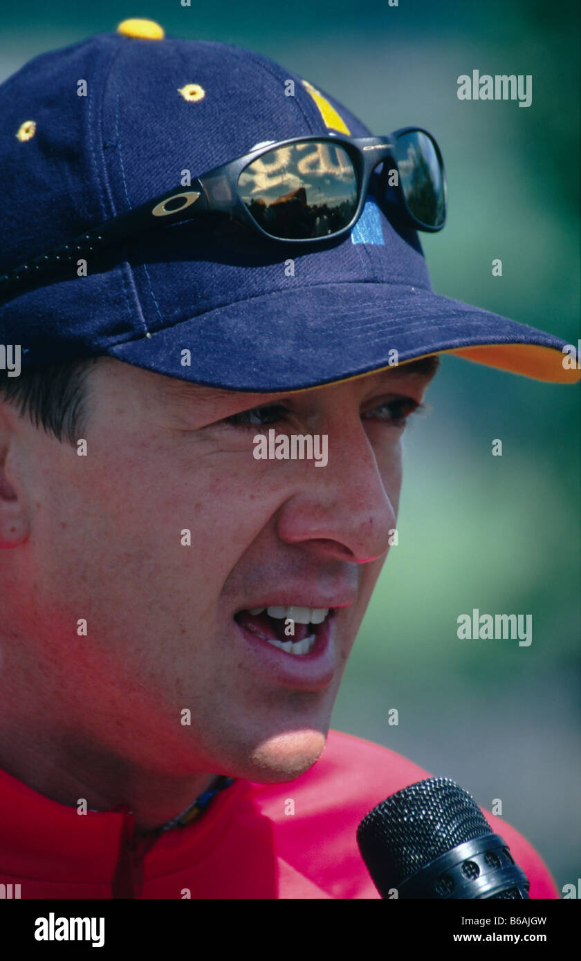 Chris Boadman been interviewed after winning the Pologue of the 1998 Prutour at Stirling, City of Stirling, Scotland, UK. Stock Photo