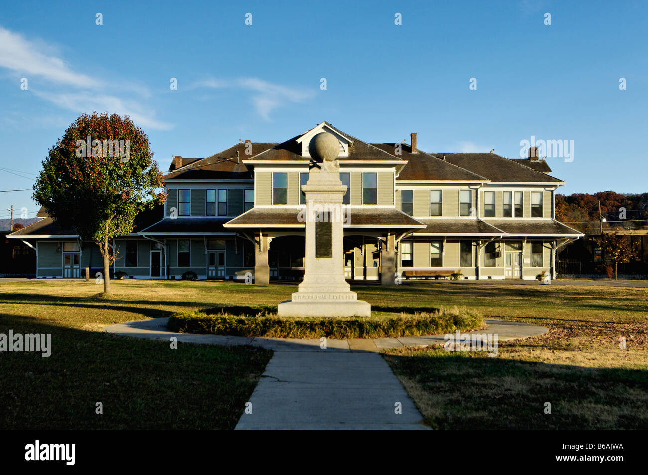 Etowah L&N Depot and Museum in McMnn County Tennessee Stock Photo Alamy