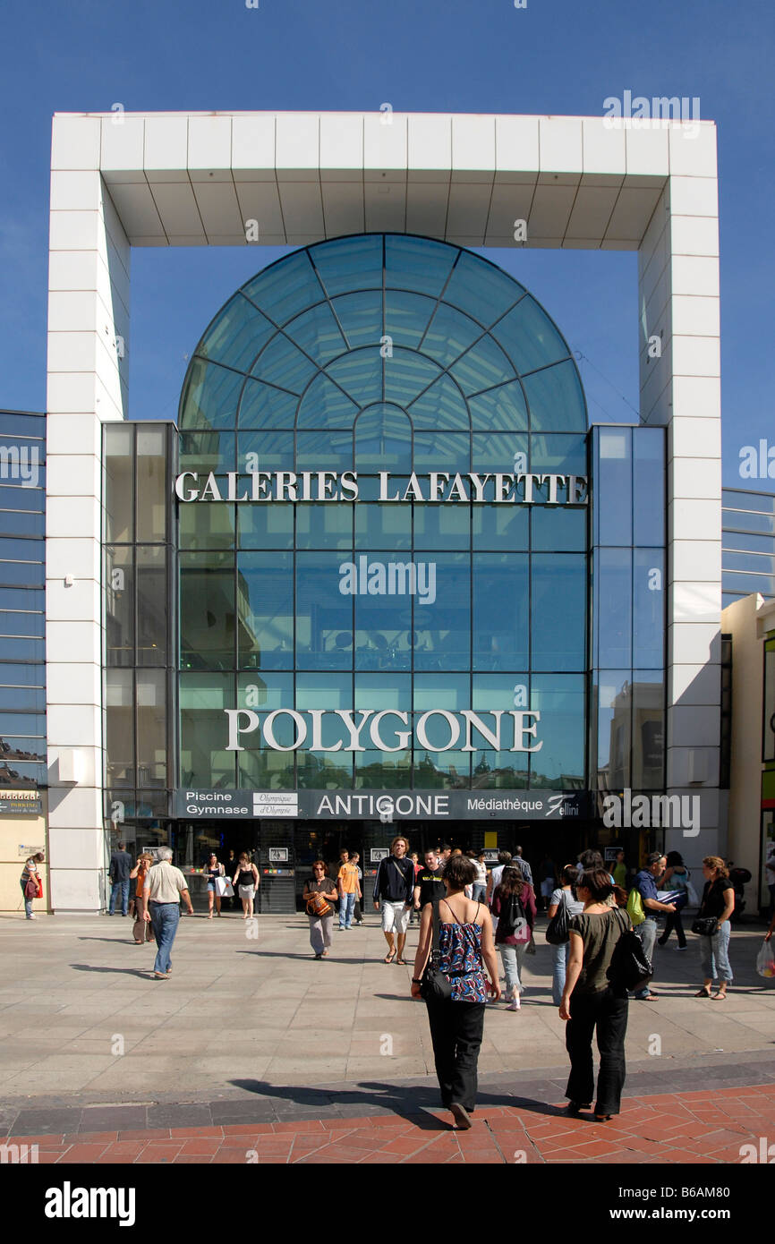 Polygone Shopping Center High Resolution Stock Photography and Images -  Alamy