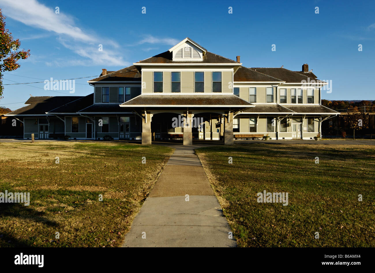 Etowah L&N Depot and Museum in McMnn County Tennessee Stock Photo Alamy