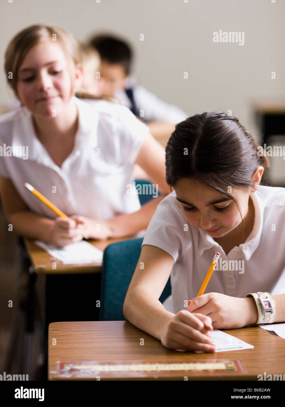 girls in classroom Stock Photo - Alamy